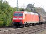 Am 31.10.2014 kam die 145 032-9 von der DB aus Richtung Magdeburg nach Niederndodeleben und fuhr weiter in Richtung Braunschweig .
