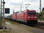 Am 10.07.2016 kamen die 185 384-5 und die 143 - von DB Schenker aus Richtung Hannover nach Stendal und fuhr weiter in Richtung Berlin .