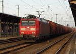 Am 15.03.2017 kam  die 185 148-4 von der  DB Schenker Rail Deutschland AG ,  aus Richtung Magdeburg nach Stendal und fuhr weiter in Richtung Wittenberge .
