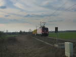 Am 12.03.2017 kam die 189 800 mit einem Holzzug aus Richtung Salzwedel und fuhr weiter in Richtung Stendal Güterbahnbof.Nach dem Kopf machen brachte sie ihn weiter nach Borstel/Niedergörne.