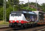 Am 2.07.2014 kam die 189 212 von der MRCE mit ERS Werbung für ihre Relation Poznan  Rotterdam bekommen aus Richtung Magdeburg nach Niederndodeleben und fuhr weiter in Richtung Braunschweig .